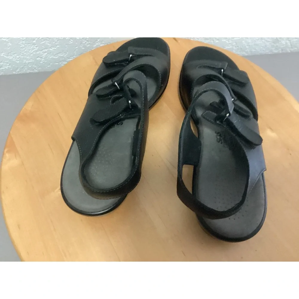 SAS Sandals Womens 8.5 M Black Leather Adjustable Straps Tripad Comfort Walking